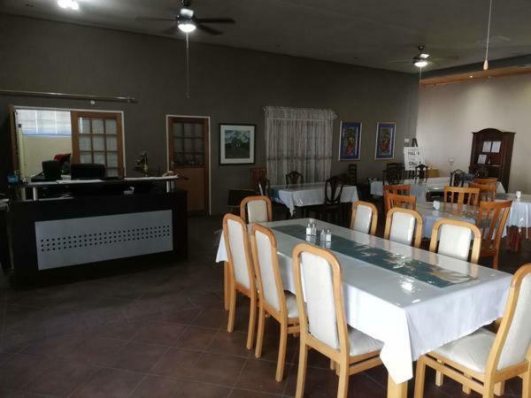 Anandi Guesthouse Mariental Exterior photo